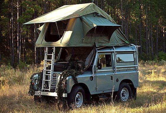 吉普上的帐篷