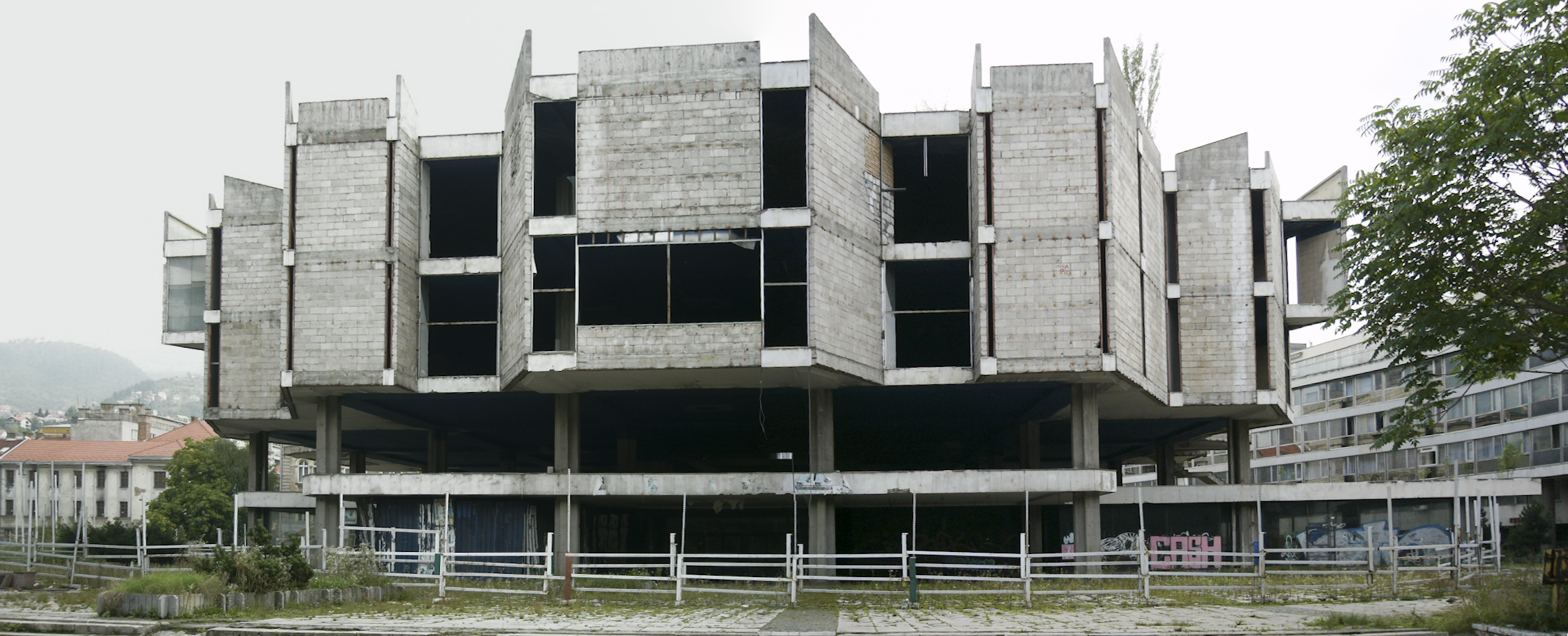 萨拉吉卡百货公司战后