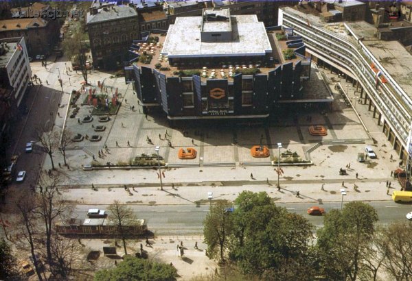 萨拉吉卡百货公司战前